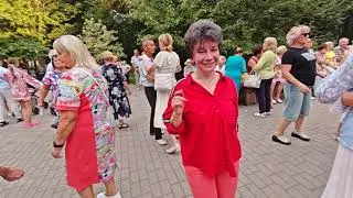 31.08.24г..."Это Кавказ"... исп. Василий Журавлев... в Гомельском парке на танцполе...