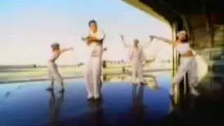 All the Small Things - Blink 182 - (HQ) - Official Music Video