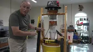 Chip the Super Cyclone - Emptying the Chip Container