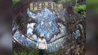 lagi jalan-jalan sama keluarga kecil ku