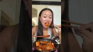 Spicy ramen noodles mukbang #food #spicyfood