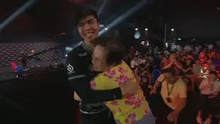 Hugs For Taiga From His Familly - Dota 2