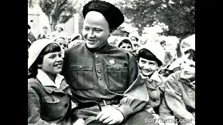 Аркадий Гайдар  