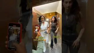 मम्मी का हाथ पकड़ अंदर ले गई 😍. 