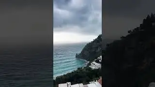 Positano Italia 🇮🇹 #italia  #italiancoast #amalficoast #clouds #lesirenuse #italy #positano