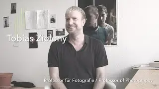 Im Gespräch mit / Talking to Tobias Zielony, Prof. für Fotografie