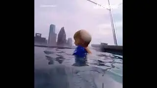 Прозрачный бассейн в небоскребе😮😮😮| Это интересно! | #shorts #этоинтересно #бассейн