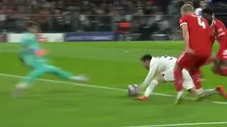 Messi Miss  Vs Bayern Champions League