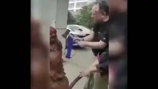 Avval shahodat kalimasini aytib iymon keltirdilar, keyin butlarini sindirdilar. ALLOHU AKBAR!