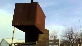 Манипулятор на шасси Урала.
