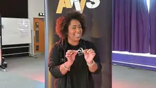 An interview with Nicole Lewis - Musical 6