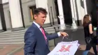 Ляшко не пускає тушок у парламент