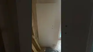 How to install a door: intro