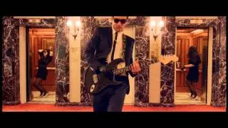 Los Coming Soon - La Pista (Official Video)