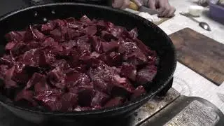 Готовим сердце сохатины. Песня от Романыча!!!