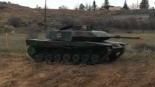 Leopard's new steel track pads