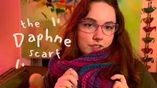 the “Daphne” scarf! (a beginner-friendly crochet project for practicing color theory)