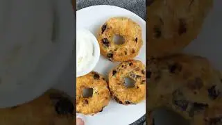 Air Fryer Blueberry Bagels