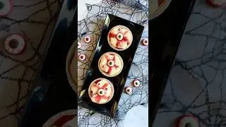 Mini Cherry Cream Cheese Eyeball Pies (perfect for a Halloween party!) @wilton #halloween #dessert