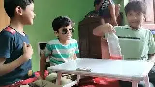 Bottle flip competition Dekhte hai kon sabse zeyada score karta hai |