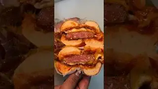 This BAGEL STEAK SANDWICH from Utopia Bagels in Whitestone, Queens blew us away! 🥯🥩 