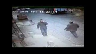 İki kişiyi vuran şahsın kaçma anı kamerada