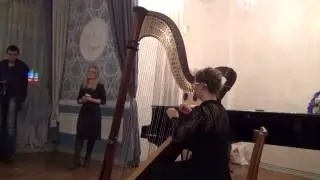 Сестра играет на арфе :) Записал кусок выступления))