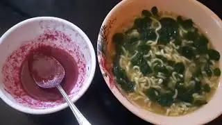 chicken noodles  with moringa leaves