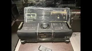 Vintage Moscow Sharp QT 73 CD radio