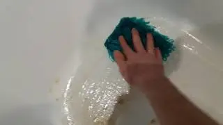Чем отмыть ванну от тополиных почек