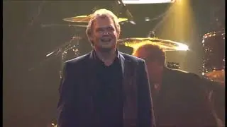 John Farnham My yiddish môme, You're the Voice & It's a Long way to the Top (2005)