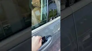 Using The Digital Key Card on a 2023 BMW X7! 