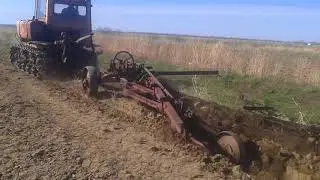Дт-75 вспашка участка