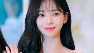 Netizens criticize Aespa's Karina's short outfit + she looks uncomfortable because of the stylist