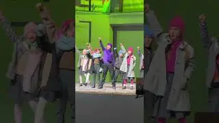 Новогодние праздники артиста (даже юного) - несколько спектаклей ежедневно 🎭