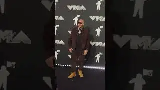 Are You From New York Even?! Fat Joe Is Here At The #VMAs! 🗽