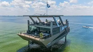 Top 10 Modern Houseboats | Airbnb