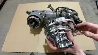 Yamaha Jog Minarelli 3KJ engine - installation of liquid cooling pump.
