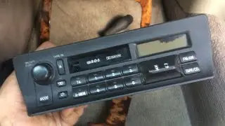 Jaguar X300 как извлечь магнитолу
