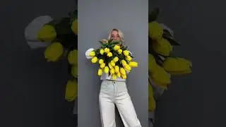 Букет из 25 желтых тюльпанов (Стронг голд) на ленте