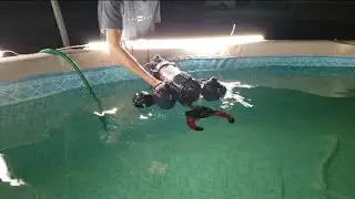 FAU Engineering Students Build Underwater Robot (2/2)
