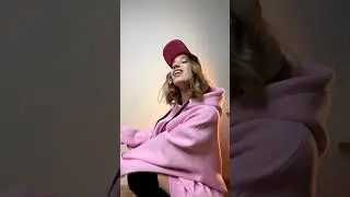 Сколько человек влезет в это худи?!?!