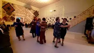 Песня про доярку.