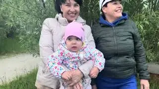 Мы с Машей поскакали )