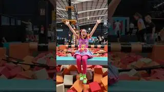A divertirse con la payasita #risy #cantajuego #payasos #tenerife