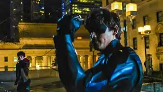 Найтвинг против Красного Калпака