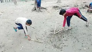 শৈশবের স্মৃতি! ছেলেবেলা! গ্রামের খেলাধুলা (খোঁচা পান্টি)