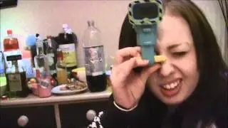 #21-Lois and her periscope