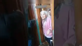 Спас старушку соседку, когда разводила уже потирал руки