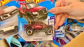 Коробка HOT WHEELS в Магните, нашёл годные модели!